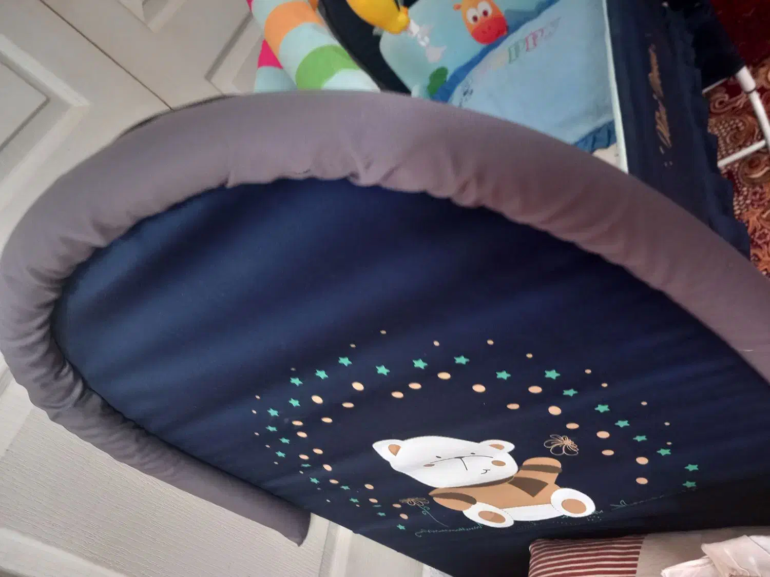 گهواره درحد نو|تخت و صندلی بچه|قم, باجک دو|دیوار