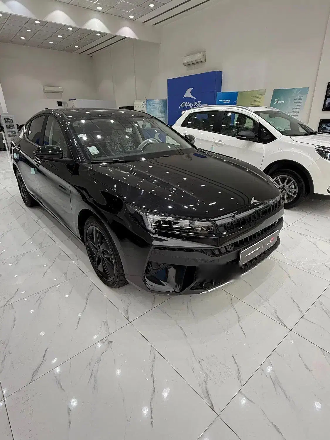 KMC J7 مشکی صفر مدل ۱۴۰۴|خودرو سواری و وانت|شیراز, محمدیه|دیوار