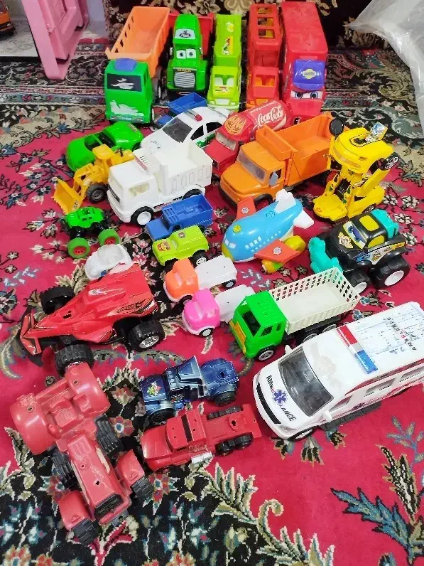 ماشین اسباب بازی|اسباب‌بازی بچه|بهار, |دیوار