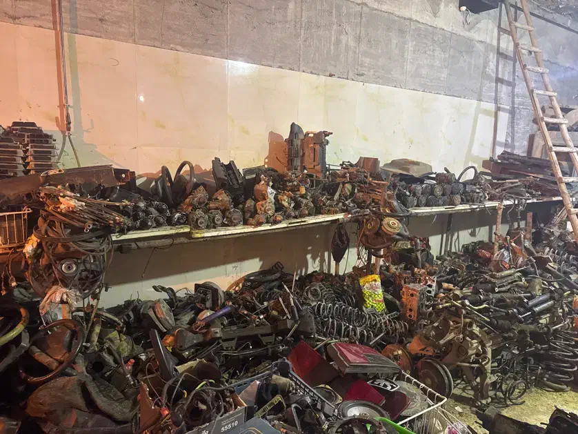 اوراقی قطعات و جم اوری فرسوده|قطعات یدکی و لوازم جانبی|کرمانشاه, |دیوار