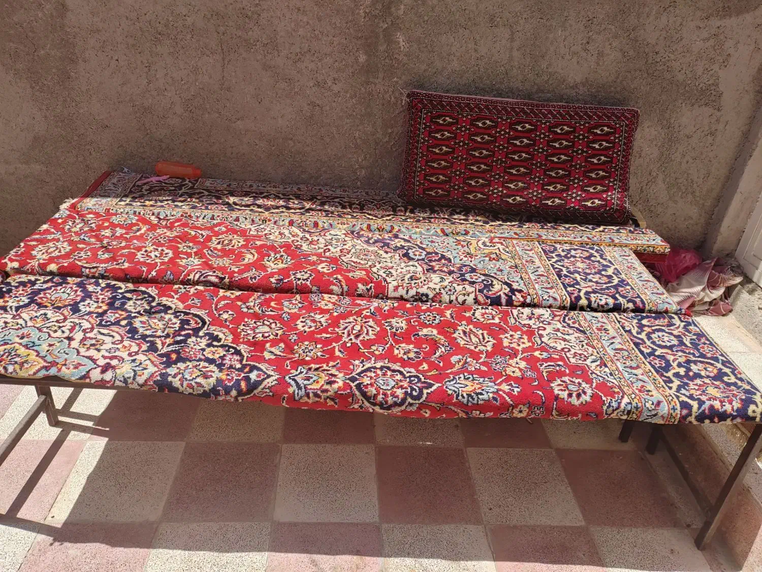 نیمکت آهنی|صندلی و نیمکت|تربت‌حیدریه, دیزقند|دیوار