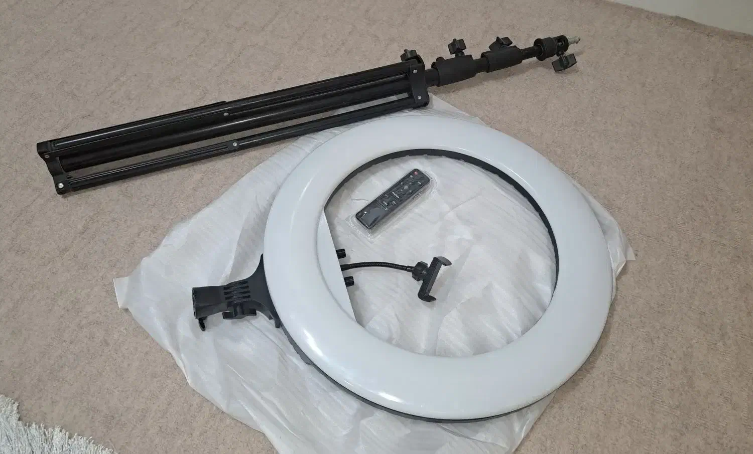 رینگ لایت|دوربین عکاسی و فیلم‌برداری|دهلران, |دیوار