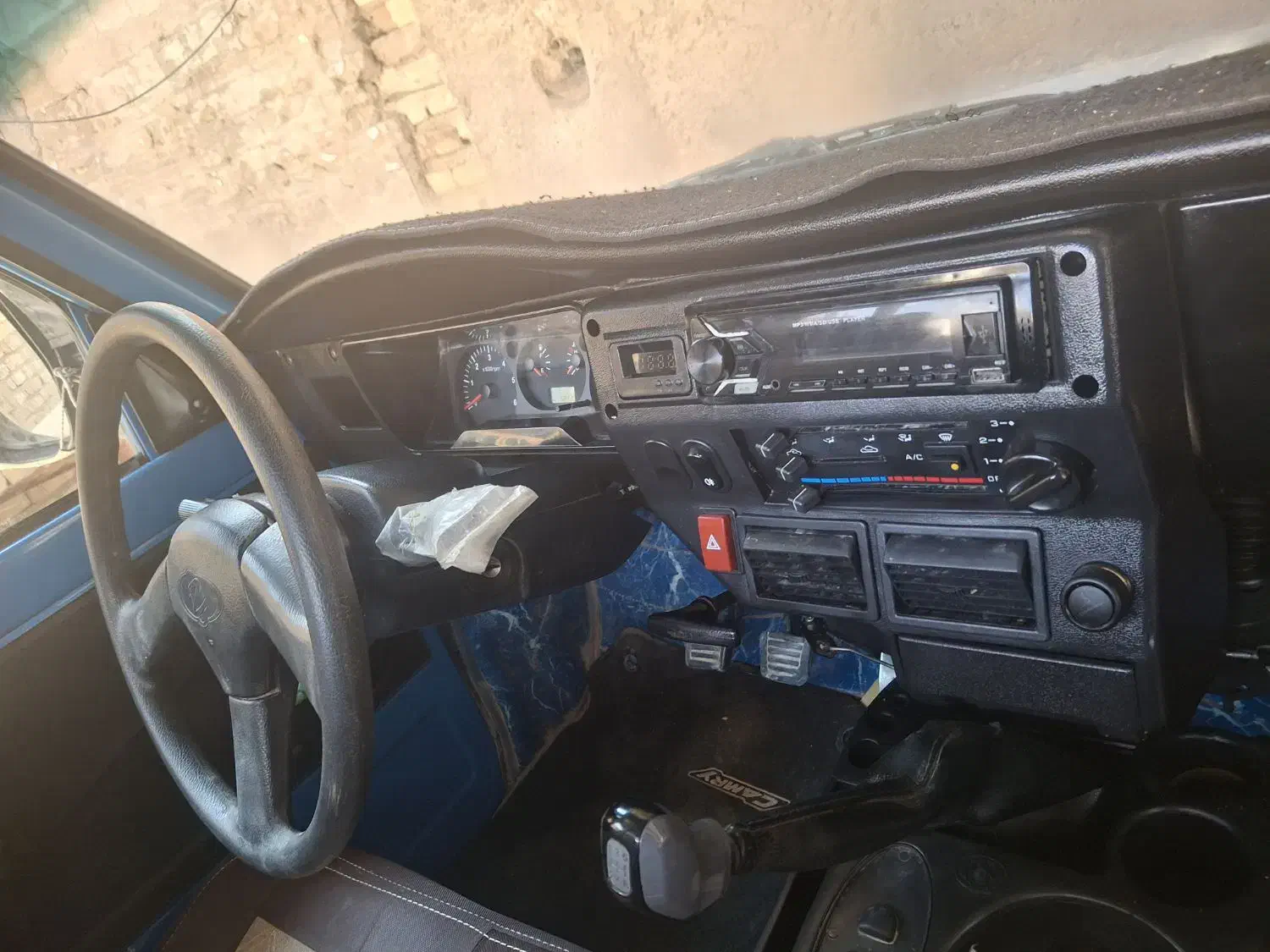 نیسان ۱۴۰۰|خودرو سواری و وانت|مرودشت, نقش رستم|دیوار