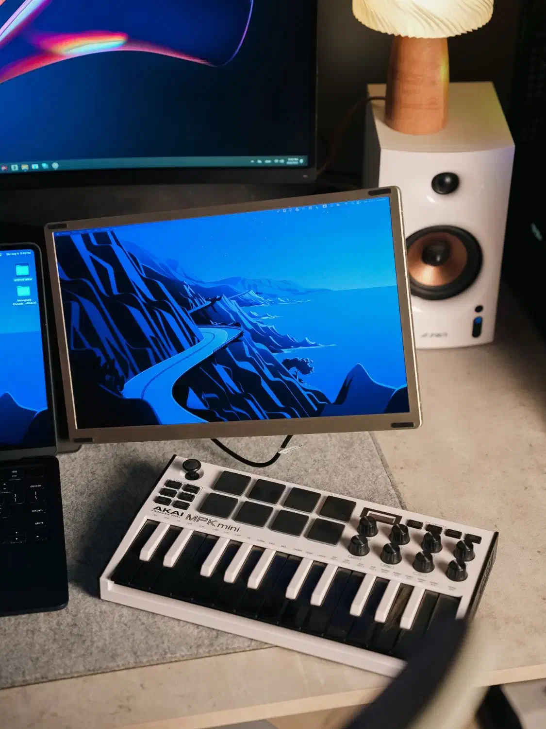 مانیتور اکسترنال برند V2com|قطعات و لوازم جانبی رایانه|لواسان, |دیوار