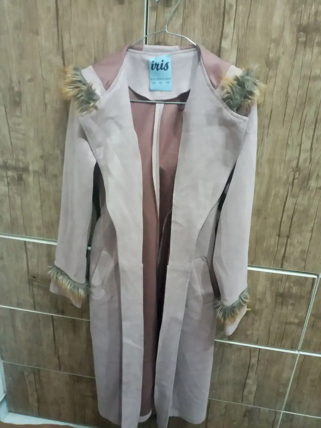 پالتو|لباس|فردیس, شهرک هفده شهریور|دیوار