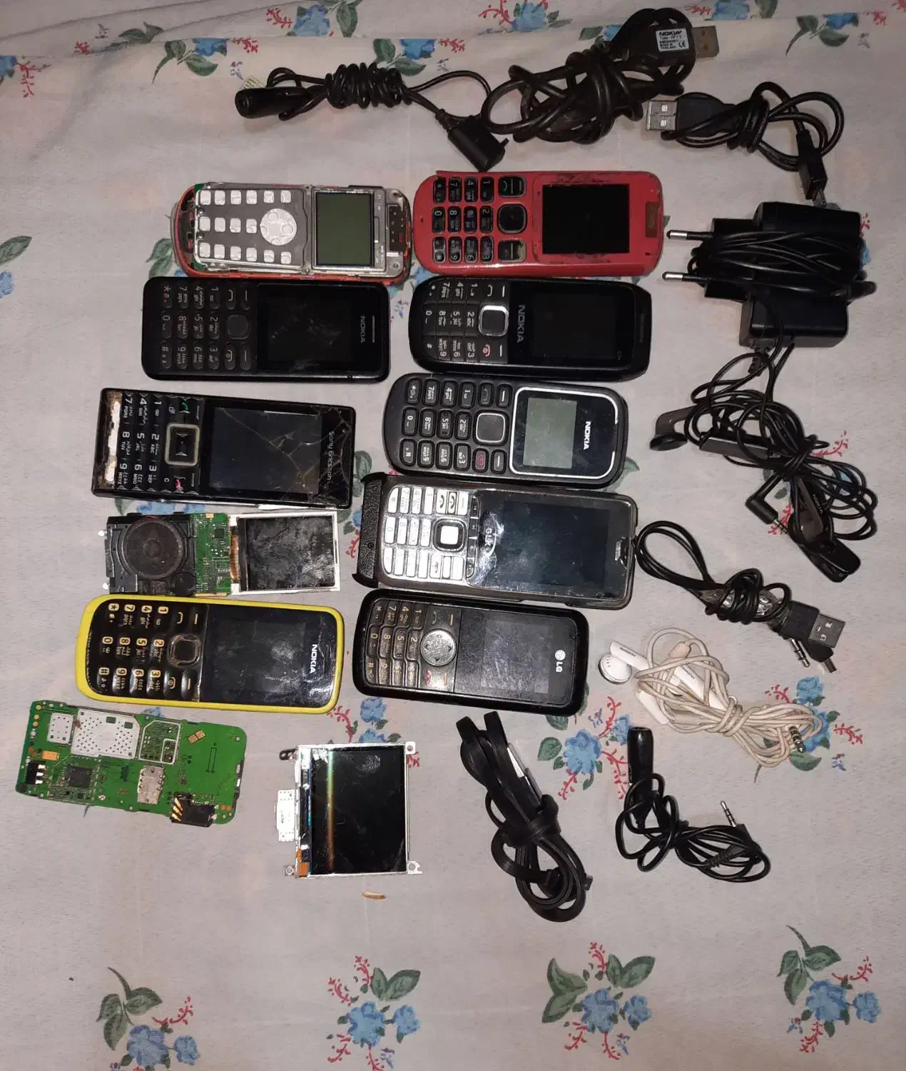 لوازم جانبی موبایل|لوازم جانبی موبایل و تبلت|اشتهارد, |دیوار