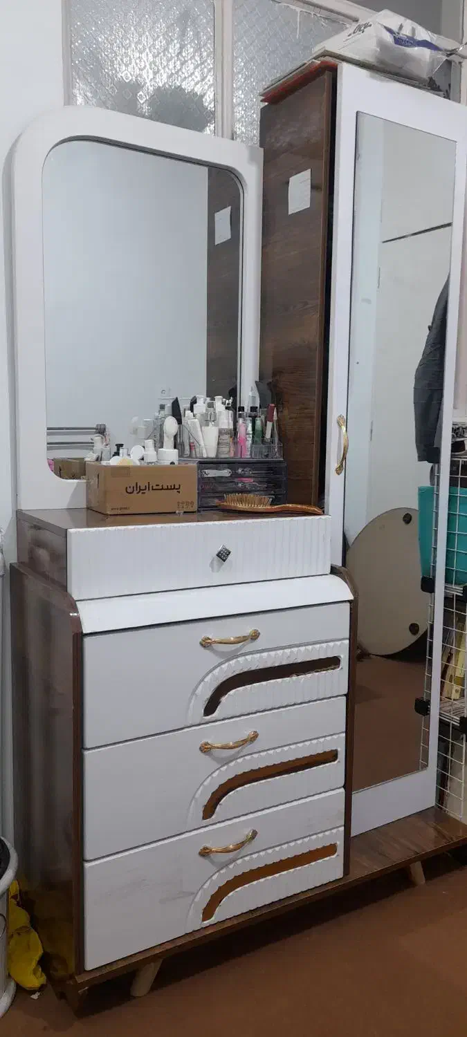 دراور|جاکفشی، کمد، دراور|قم, چهل درخت|دیوار