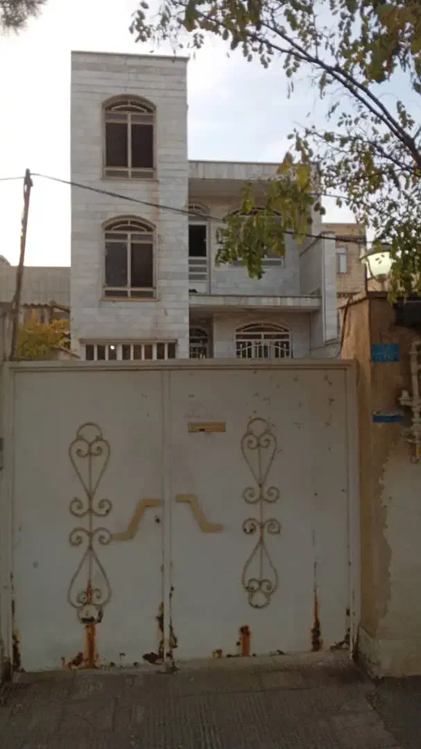 خانه ویلایی کلنگی دوطبقه سندار معاوضه|فروش خانه و ویلا|کرج, شهرک رضوانیه|دیوار