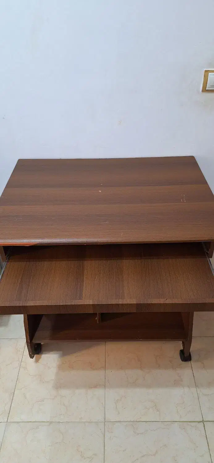 میز کامپیوتر|میز تحریر و کامپیوتر|رشت, نخودچر|دیوار