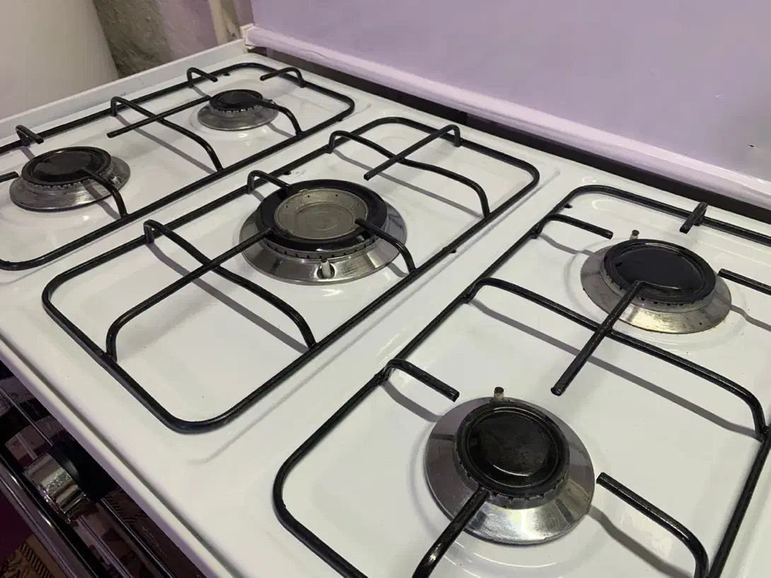 اجاق گاز طرح فر ۵ شعله نیولوکس|اجاق گاز و لوازم برقی پخت‌وپز|کامیاران, |دیوار