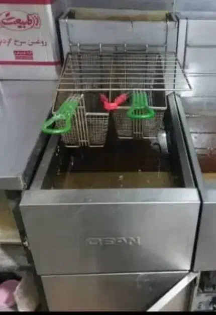 دستگاه سرخ کن.گریل . گرم کن و صندلی غذا خوری|کافیشاپ و رستوران|چابهار, |دیوار