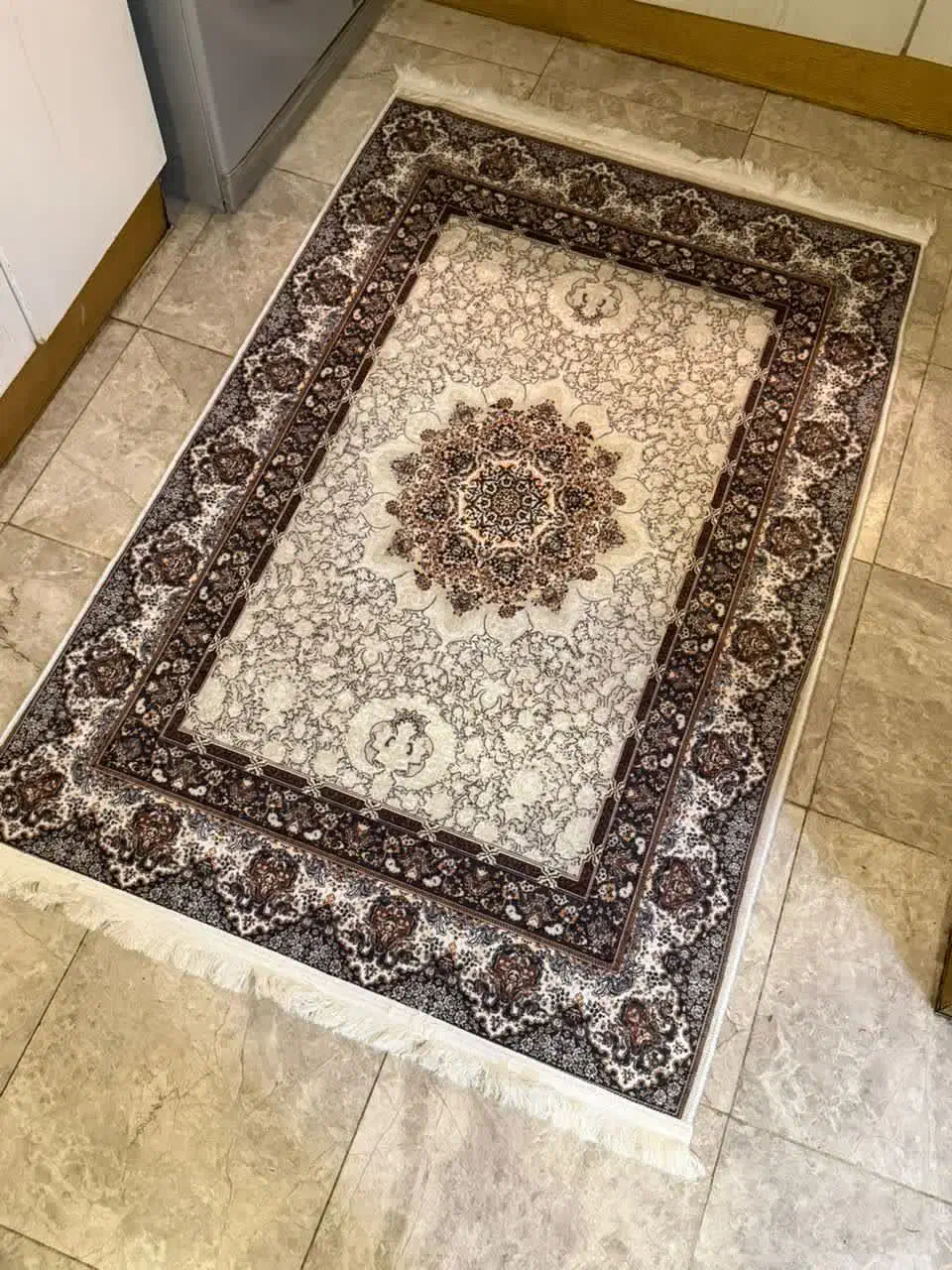 فرش و قالیچه نمدی ضدآب|فرش|خمینیشهر, |دیوار