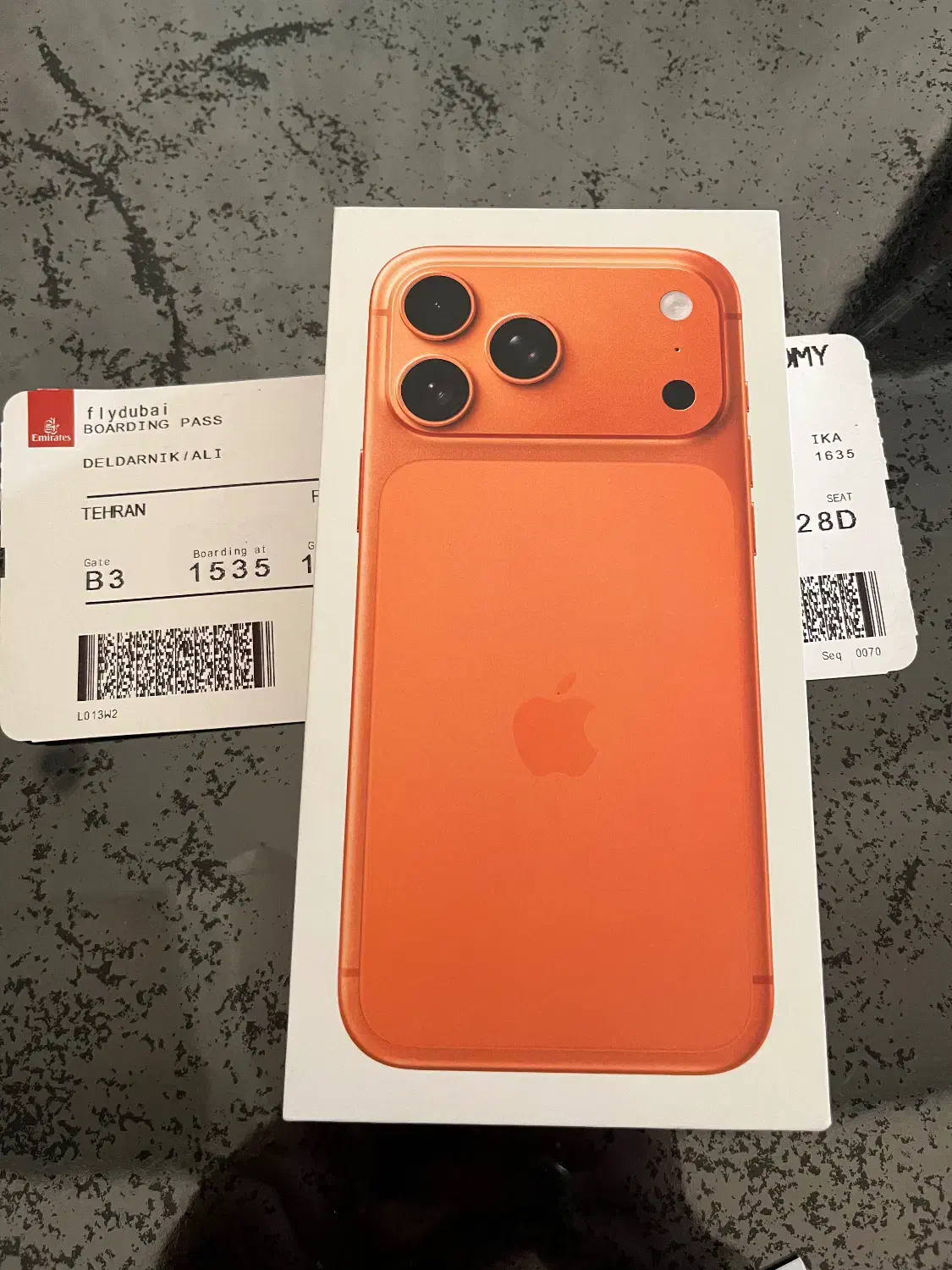 ایفون ۱۷پرومکس|موبایل|رشت, گلسار|دیوار