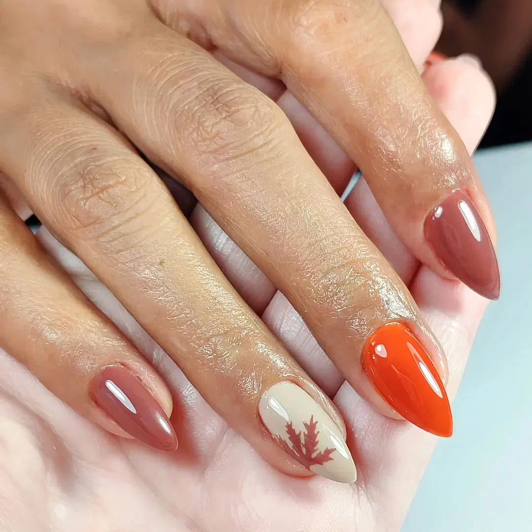 خدمات ناخن با بهترین کیفیت|خدمات آرایشگری و زیبایی|کوچصفهان, |دیوار