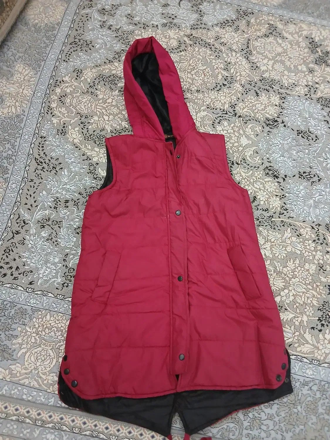 درحد نو|لباس|قم, بوستان جوان|دیوار