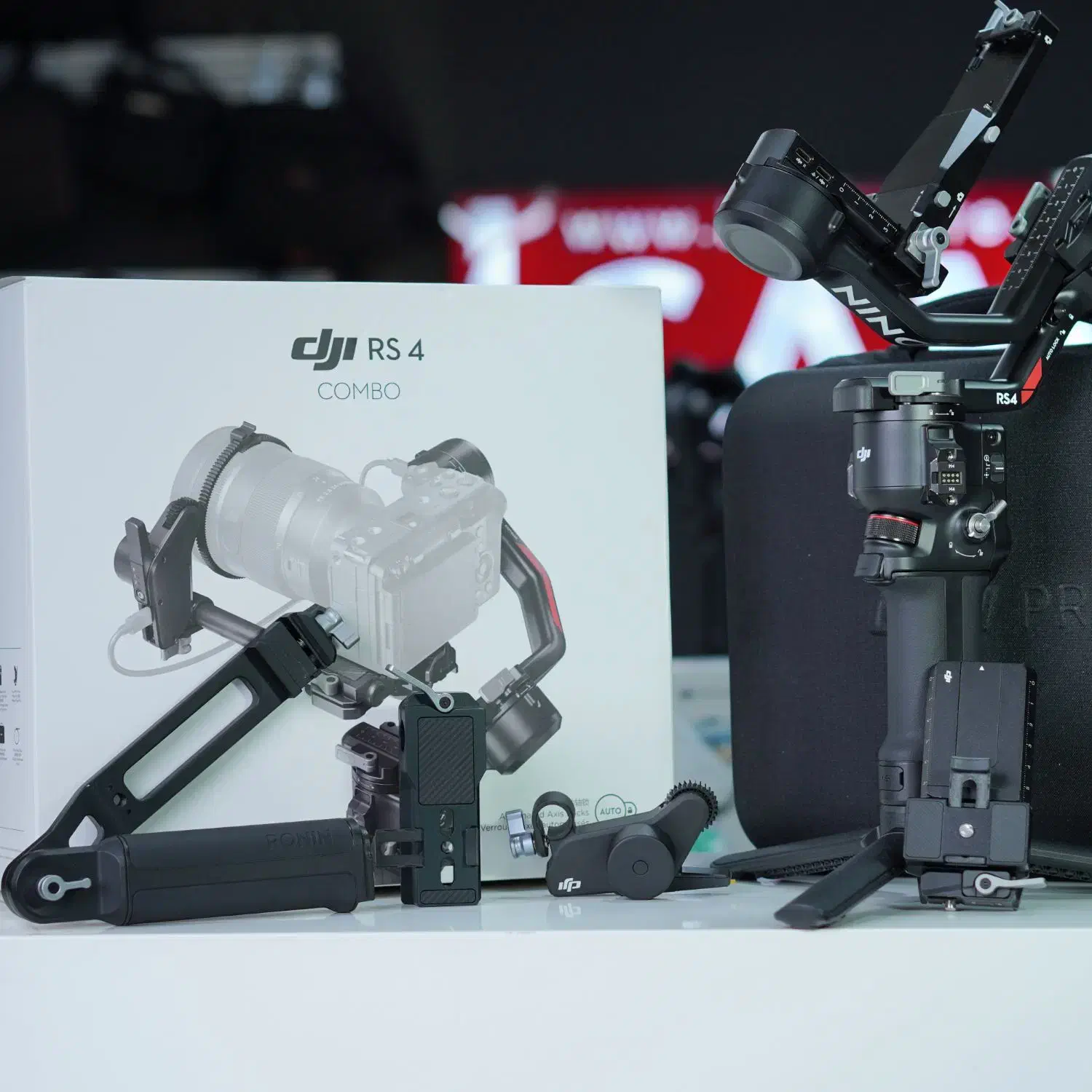 گیمبال رونین DJI RONIN RS4 COMBO .|دوربین عکاسی و فیلم‌برداری|تهران, فردوسی|دیوار