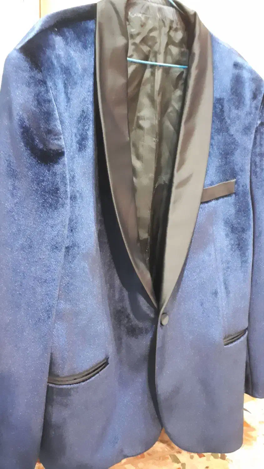 تک کت مجلسی کار ترک مخمل|لباس|رشت, منظریه|دیوار