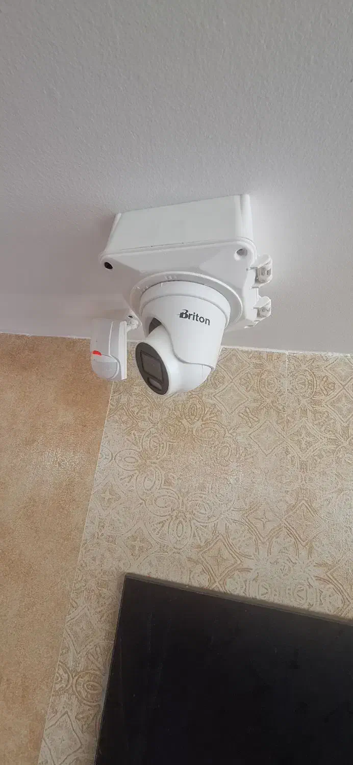 دوربین مداربسته با قیمتهای کف بازار|دوربین مداربسته|سنندج, |دیوار