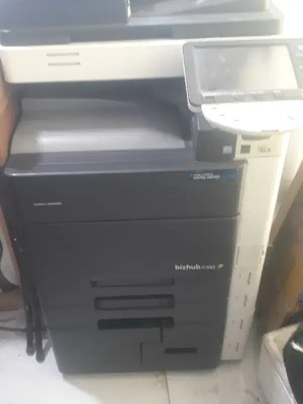 دستگاه کپی رنگی لیزری کونیکا ۴۵۲|پرینتر، اسکنر، کپی، فکس|تهران, شهرک ولیعصر جنوبی|دیوار