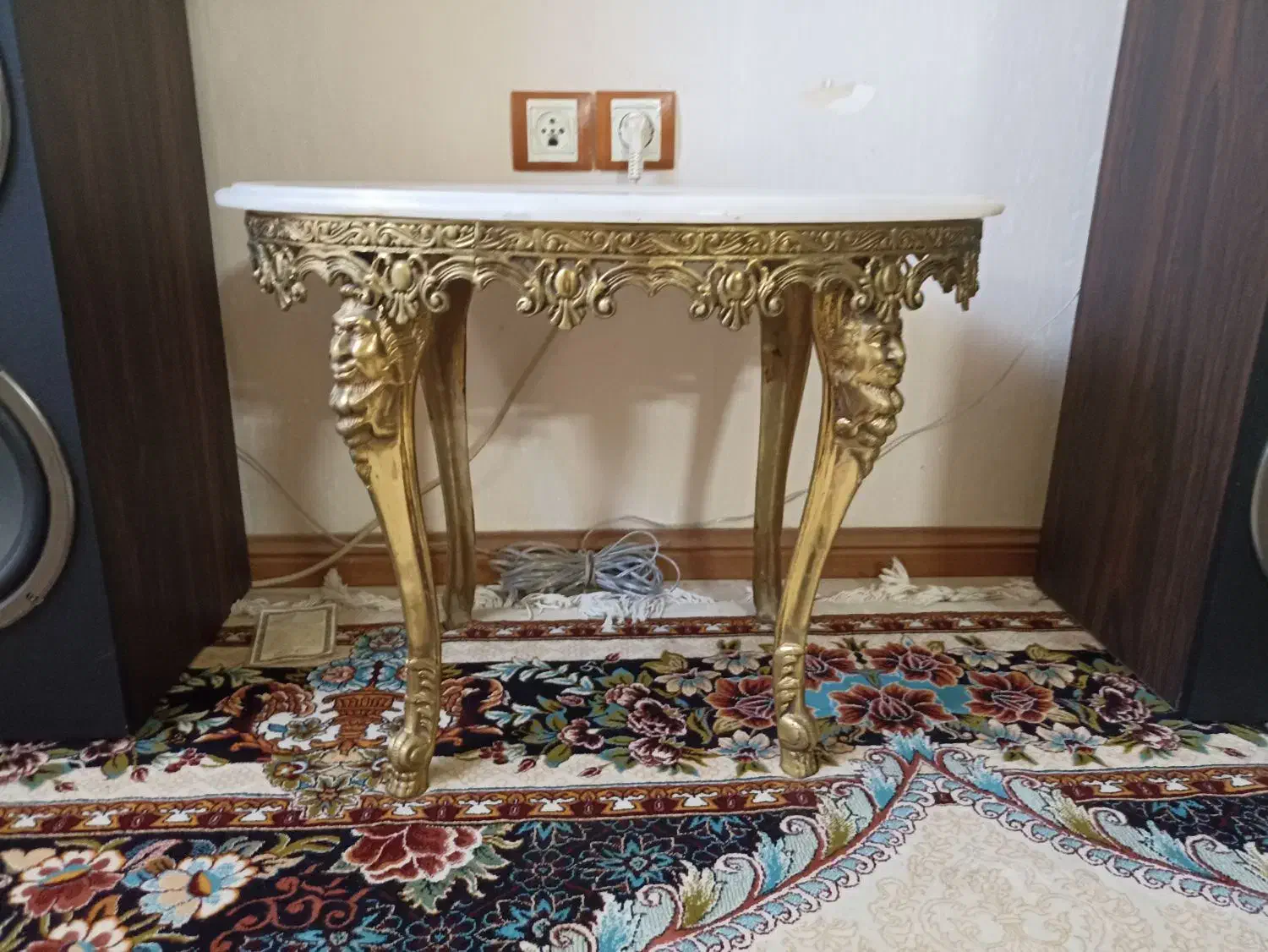 ببر ومیز برنجی|کلکسیون اشیاء عتیقه|مشهد, فاطمیه|دیوار