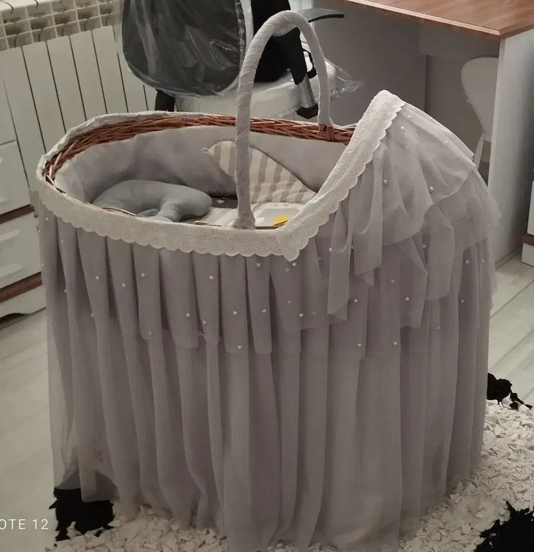 گهواره نوزاد دست ساز|تخت و صندلی بچه|سنندج, |دیوار