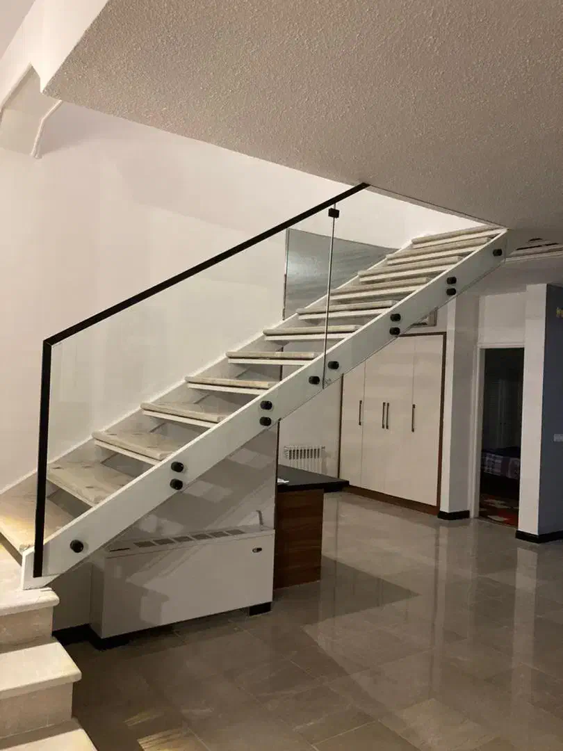 نرده شیشه ای وشیشه سکوریت|فروشگاه و مغازه|چمستان, |دیوار