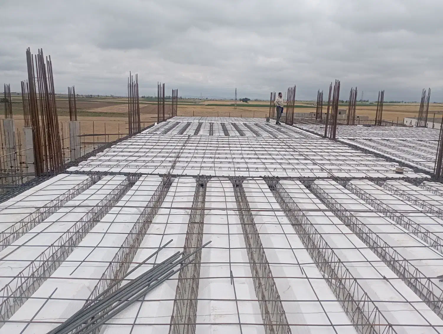 نیازمند ارماتوربند|استخدام معماری، عمران و ساختمانی|اردبیل, |دیوار