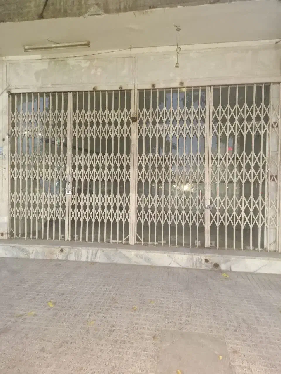 اجاره مغازه|اجارهٔ مغازه و غرفه|خمینیشهر, |دیوار