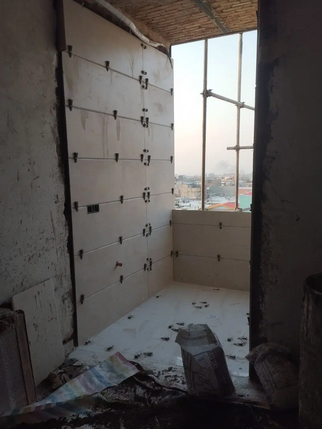 کاشیکاری با چسب، شهر جدید سهند|خدمات پیشه و مهارت|سهند, |دیوار