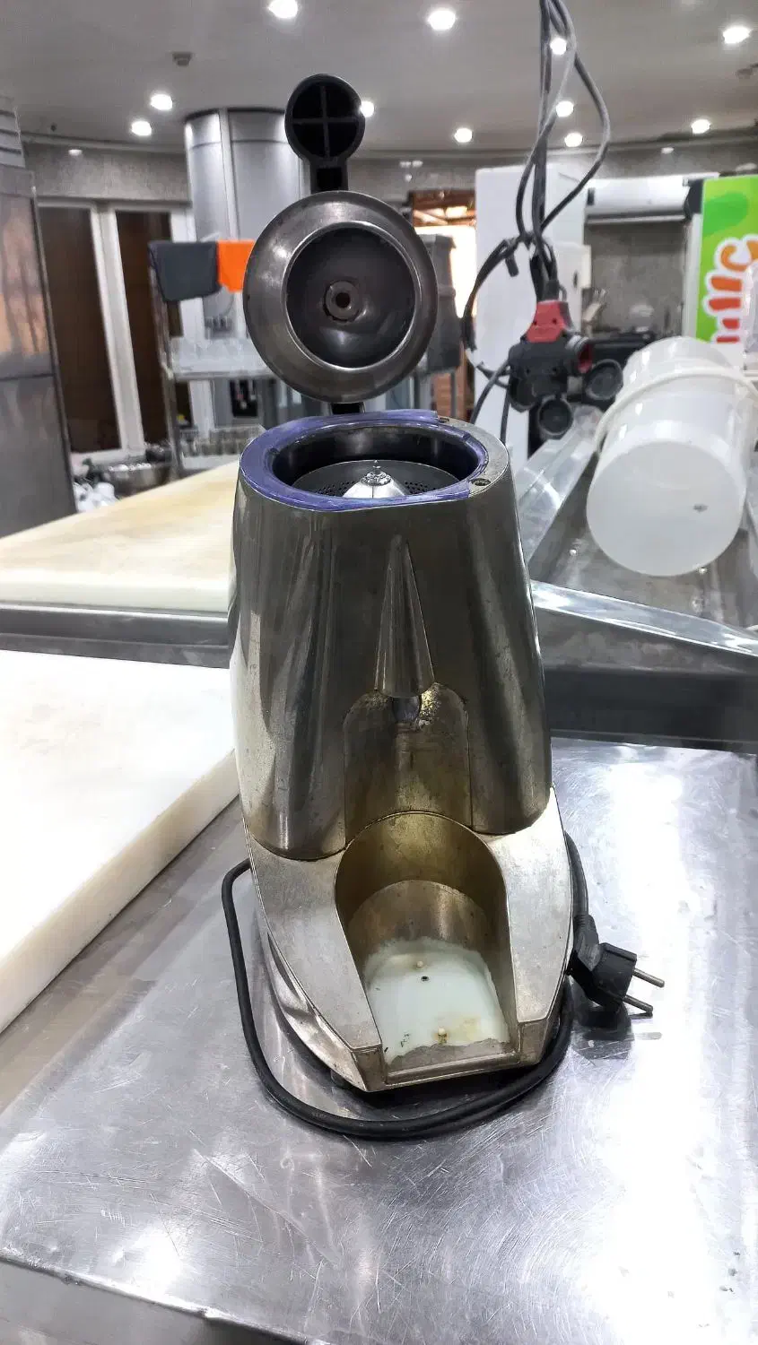 آب مرکبات گیری صنعتی کونیل اسپانیا|آبمیوه‌گیر و آب‌مرکبات‌گیر|بندرعباس, |دیوار