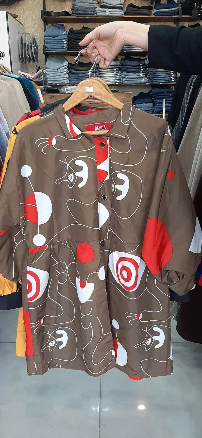 بارونی عروسکی|لباس|قم, پردیسان|دیوار