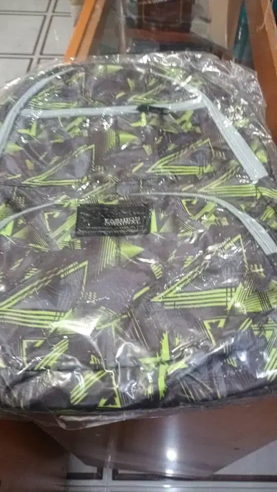 فروش مغازه سال و کیف بعلت تغییر شغل|فروشگاه و مغازه|لردگان, |دیوار