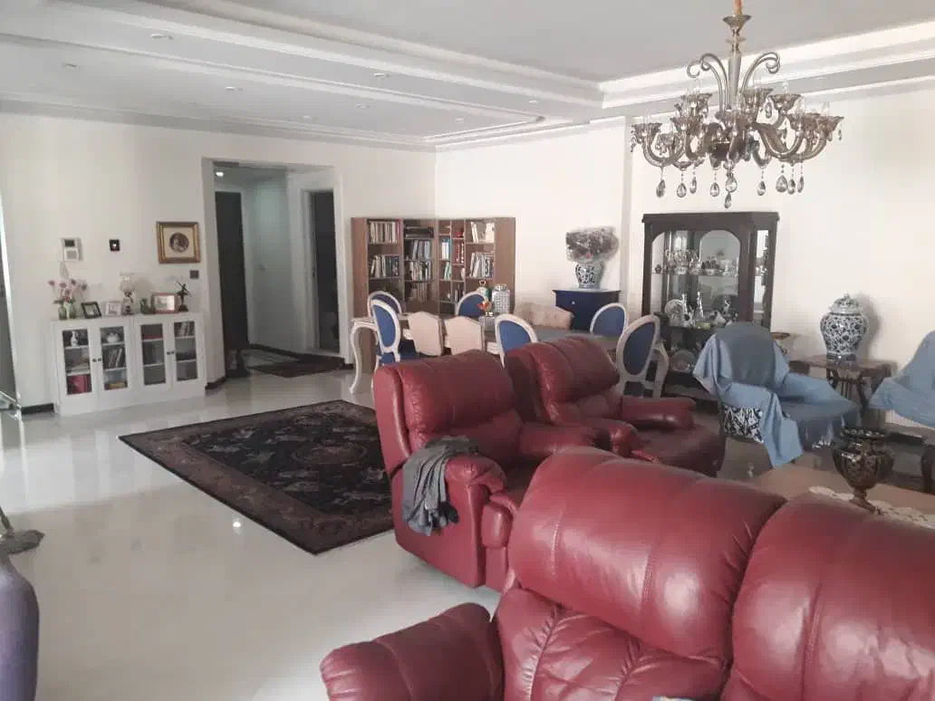 ۱۴۰متر سه خواب شخصی ساز  دیپلمات نشین/ کوهک