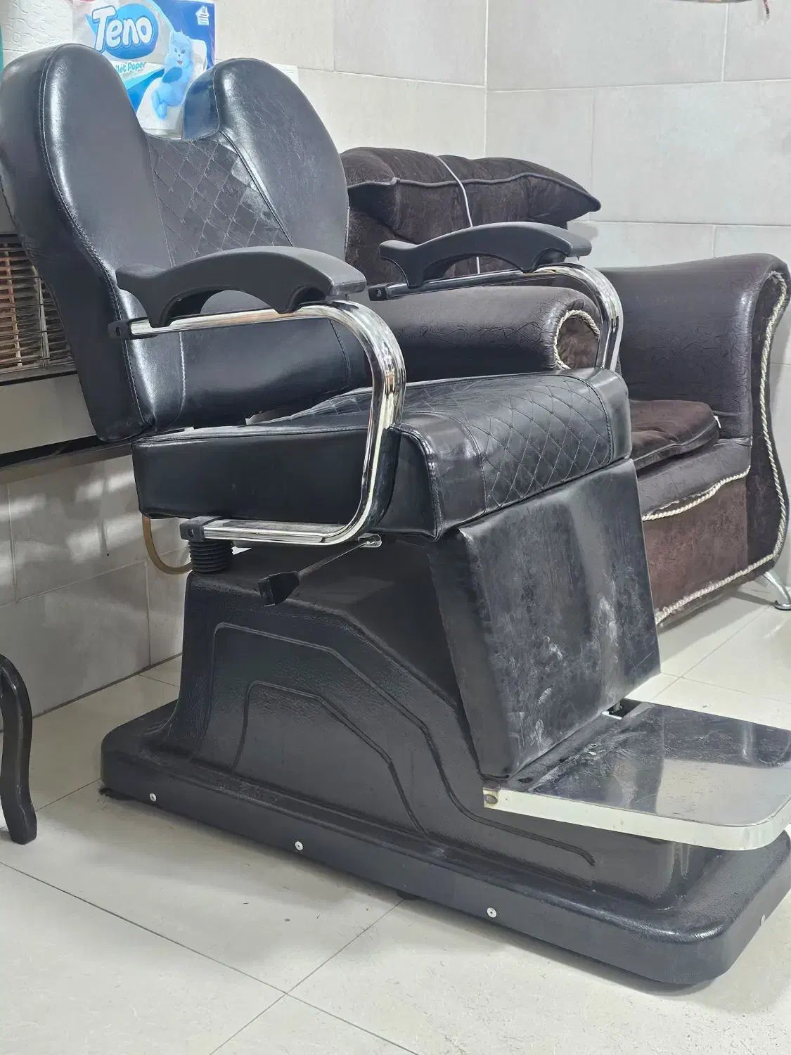 صندلی آرایشگری وی آی پی|آرایشگاه و سالنهای زیبایی|کوار, |دیوار