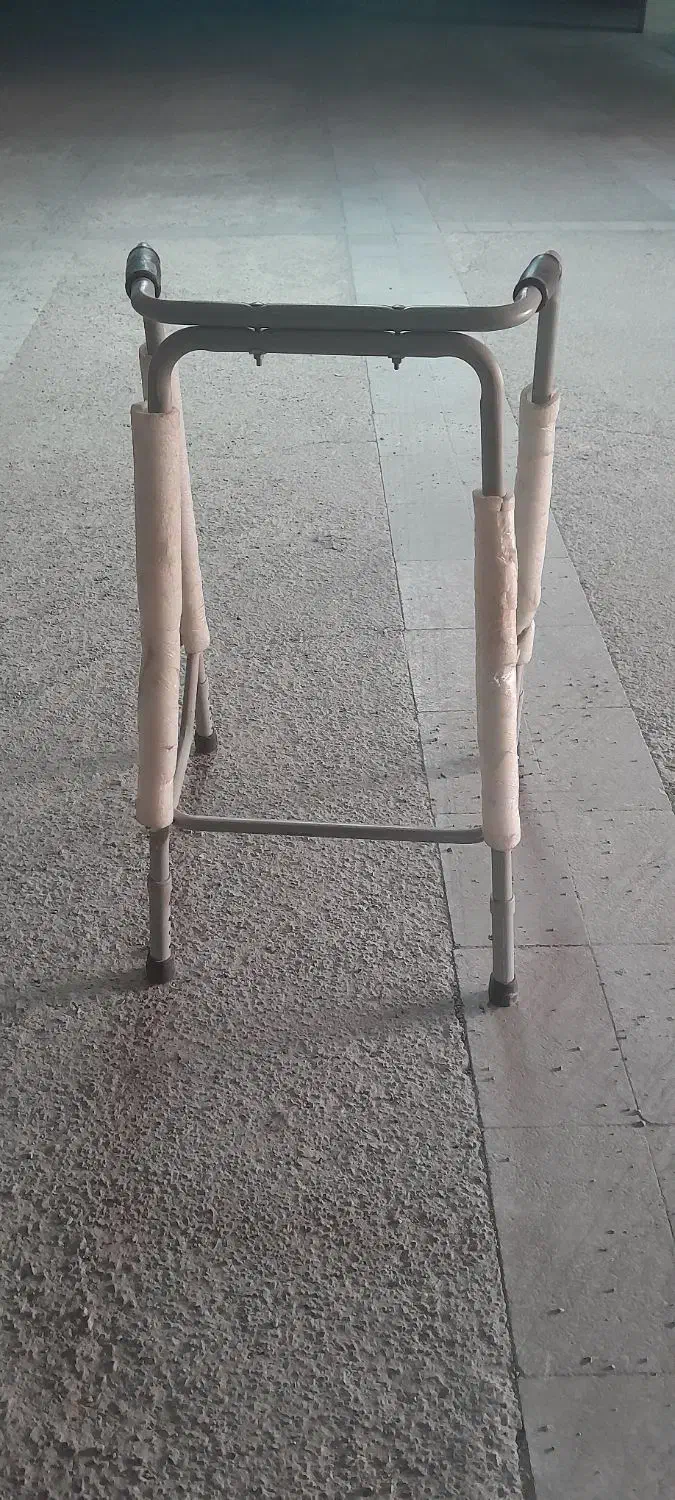 فروش فوری واکر|پزشکی|صدرا-فارس, فاز ۱|دیوار