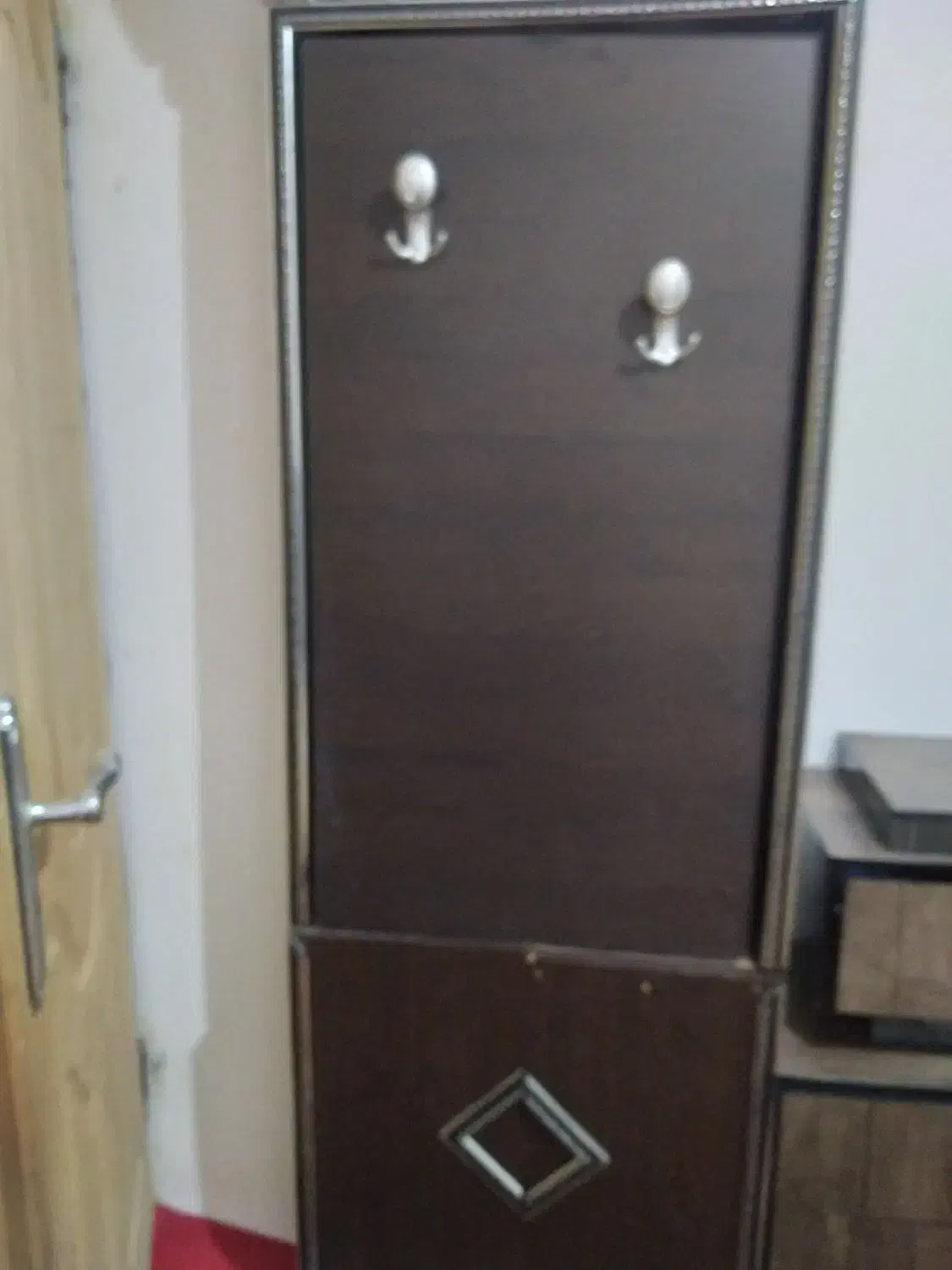 وسایل|جاکفشی، کمد، دراور|اهر, |دیوار