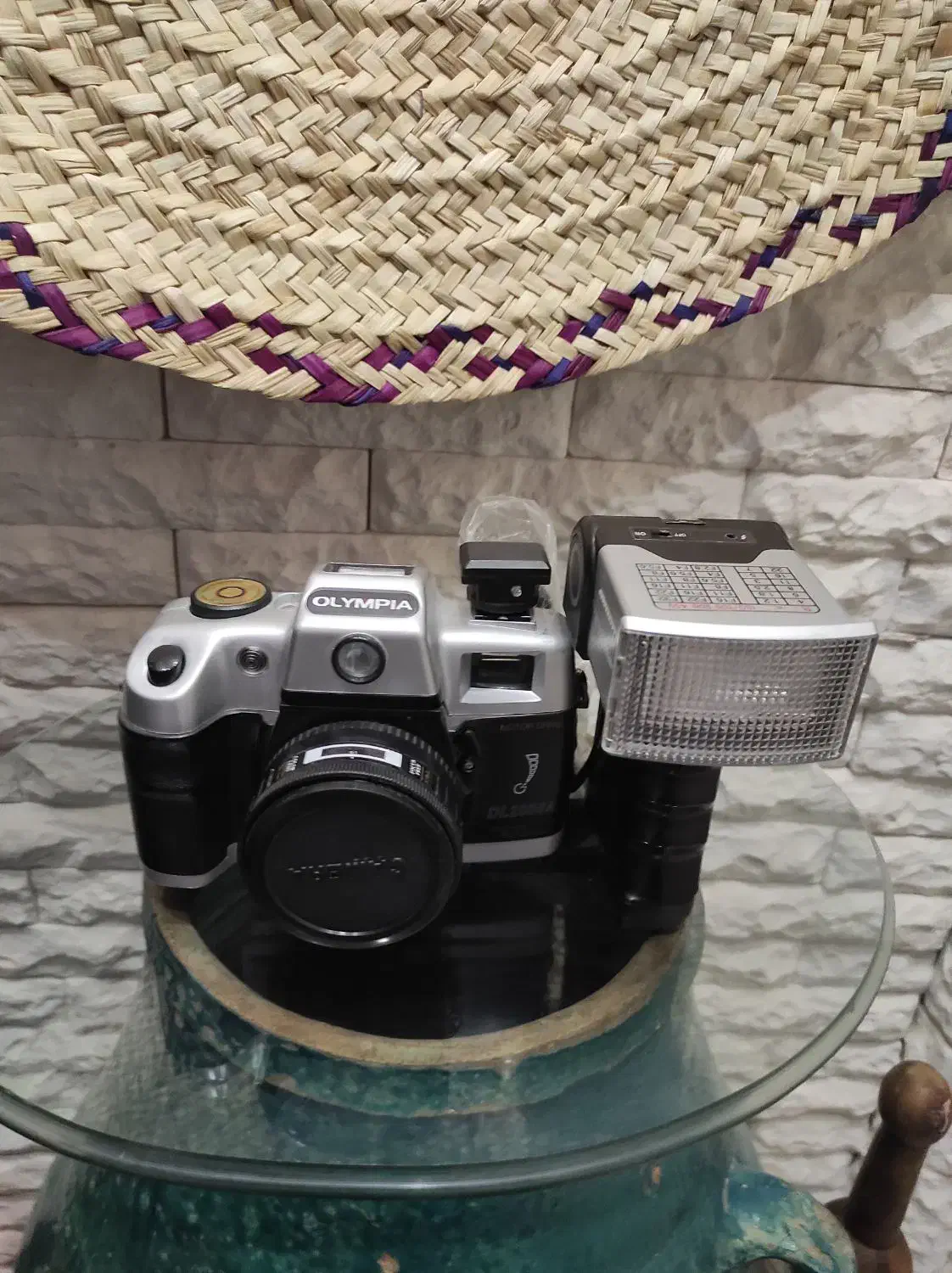 دوربین المپیا قدیمی|دوربین عکاسی و فیلم‌برداری|محمدیه-قزوین, |دیوار