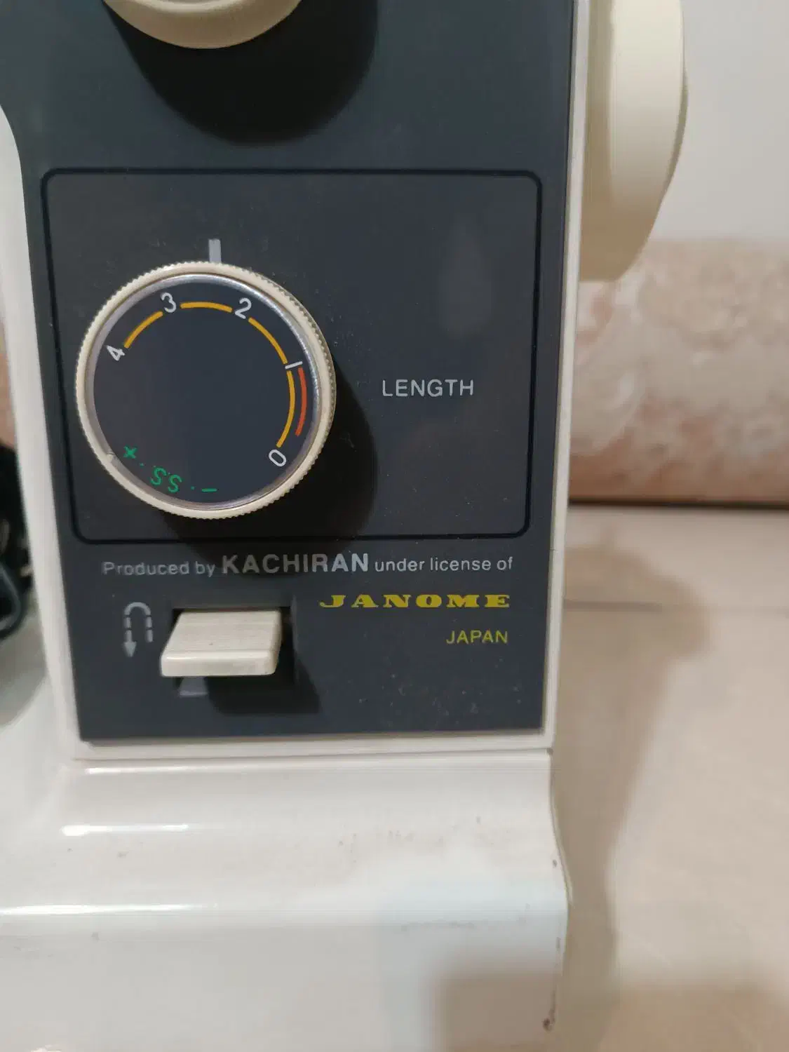 چرخ خیاطی ژانومه ژاپن|چرخ خیاطی و ریسندگی|بومهن, |دیوار