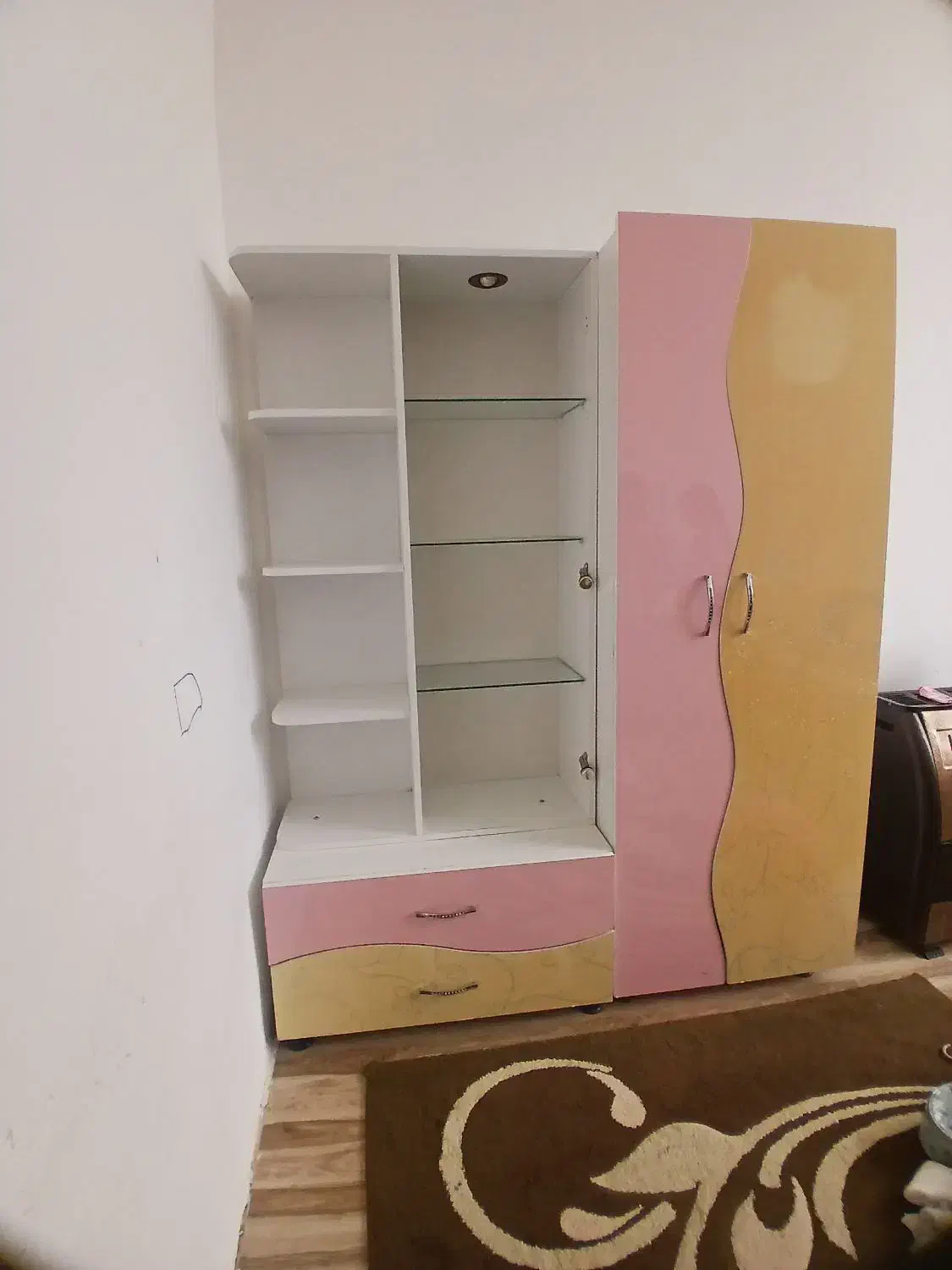 تخت و کمد|تخت و سرویس خواب|تربت جام, اسماعیل آباد|دیوار