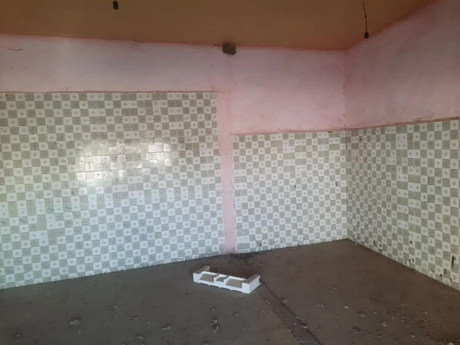 فروش مغازه تجاری ۳۰ متری|فروش مغازه و غرفه|دهدشت, |دیوار