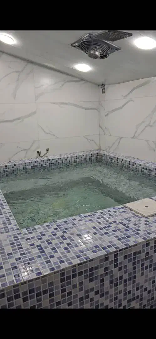 ویلای جکوزی دار بندر انزلی|اجارهٔ کوتاهمدت ویلا و باغ|رشت, بلوار گیلان|دیوار