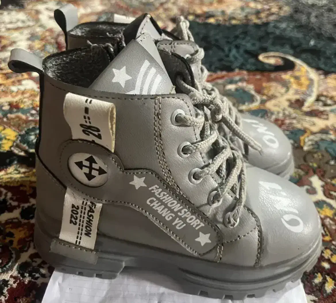 بوت و کفش بچه گونه دخترونه و پسرونه|کیف، کفش، کمربند|ساری, |دیوار