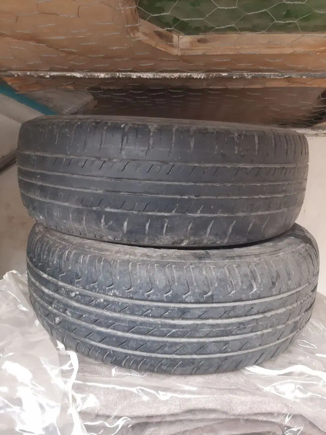 لاستیک شماره ۱۵ سمندی|حراج|کرمان, |دیوار