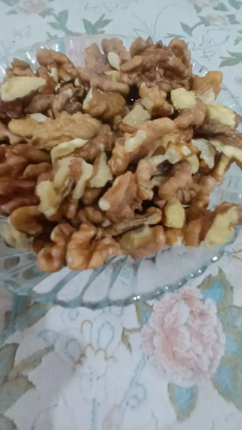 گردو ایرانی سامان درسه سایز|خوردنی و آشامیدنی|اصفهان, دانشگاه اصفهان|دیوار