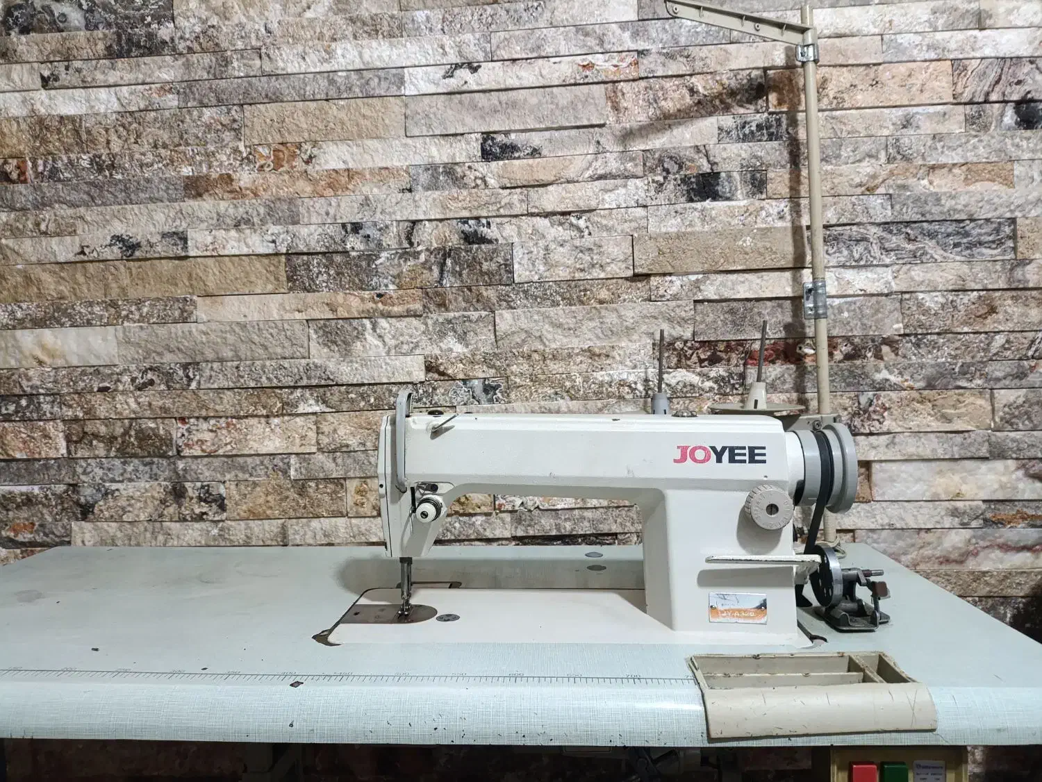 چرخ خیاطی|چرخ خیاطی و ریسندگی|صومعهسرا, |دیوار