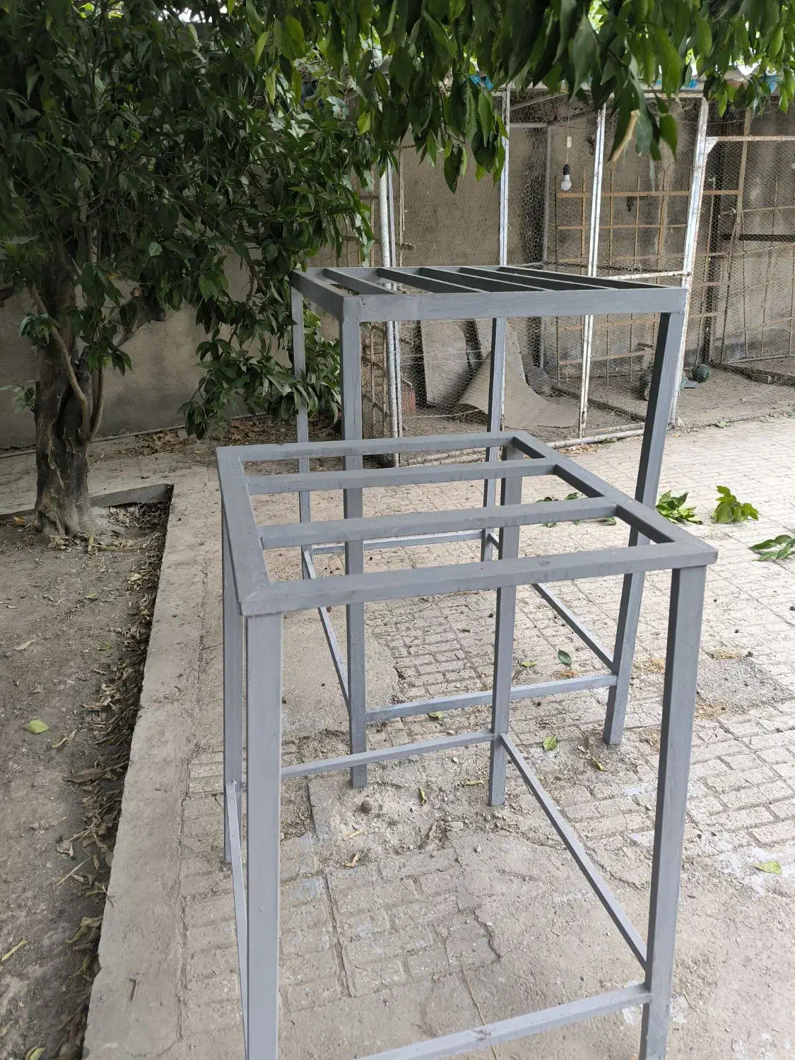 چهار پایه|صندلی و نیمکت|گرگان, |دیوار