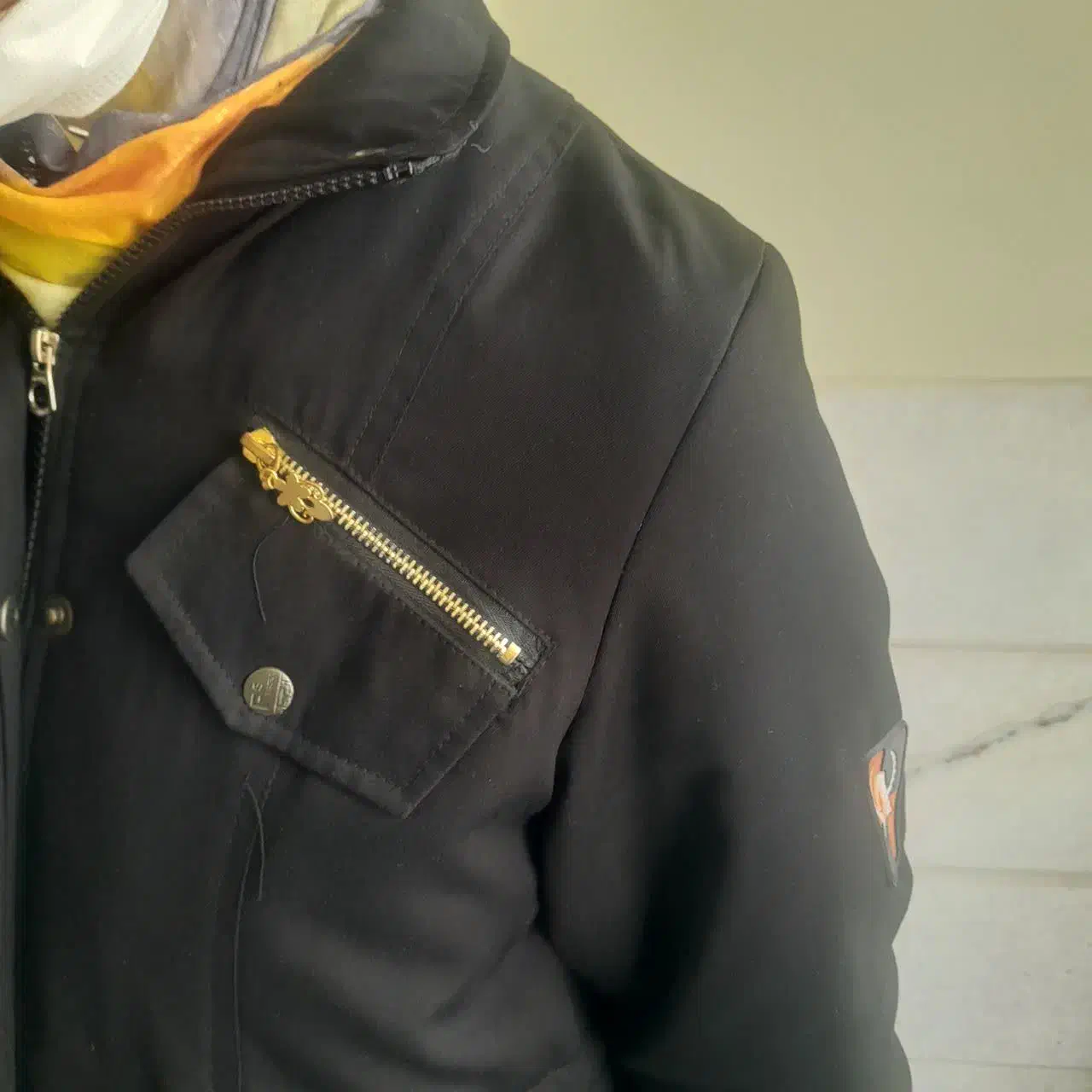 کاپشن|لباس|اصفهان, خوراسگان|دیوار