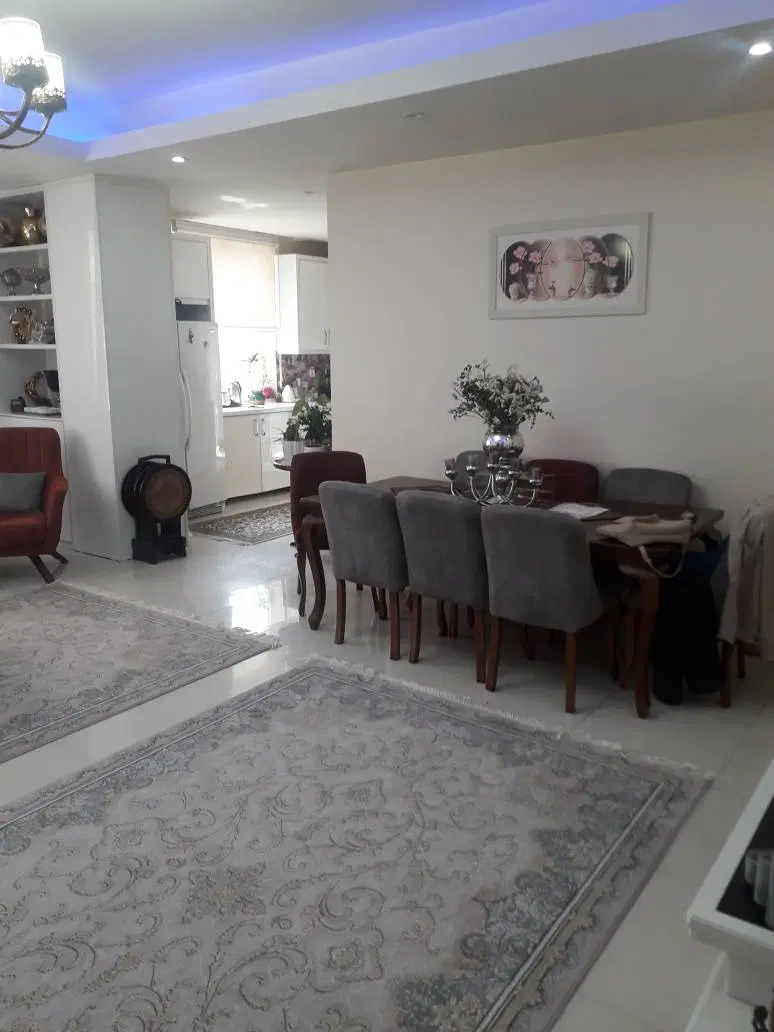 ۱۱۰ متر فول امکانات شهرک بنفشه کرج|فروش آپارتمان|کرج, شهرک بنفشه|دیوار