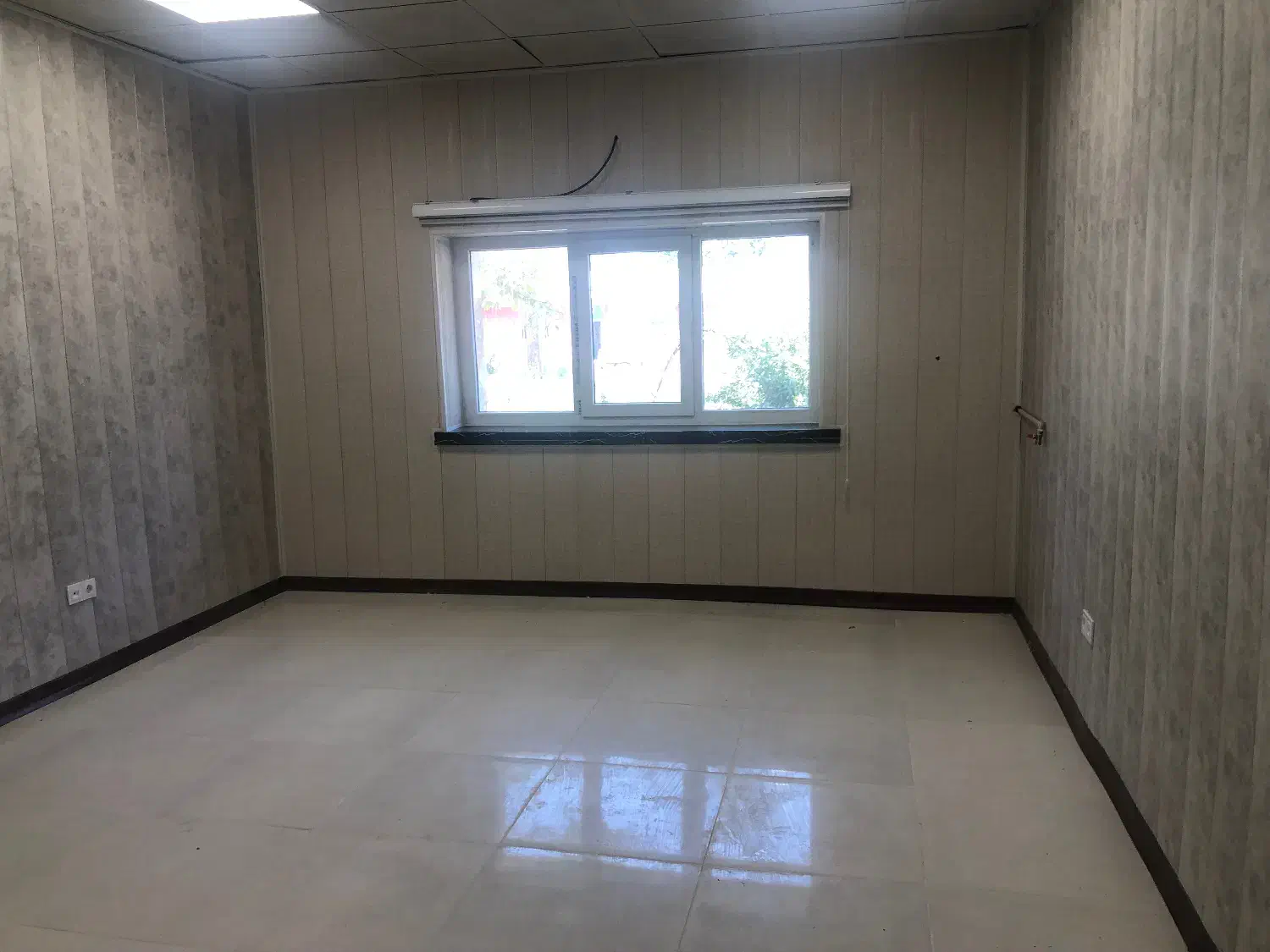 استخدام نصاب دیوارپوش و سقف کاذب جهت کار در همدان|استخدام معماری، عمران و ساختمانی|تهران, تهرانسر مرکزی|دیوار