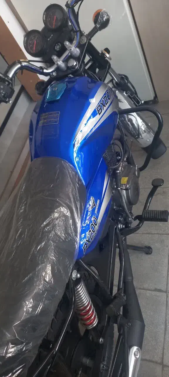 فروش فوری موتور سیکلت طرح باکسر bx200|موتورسیکلت|قم, لسانی|دیوار